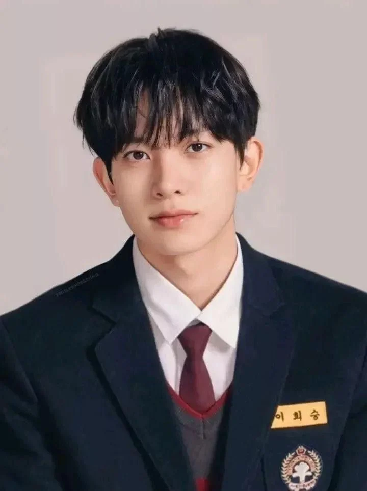 Heeseung Eks ENHYPEN Resmi Luncurkan Nama Panggung Evan, Siap Memulai Karier Solo