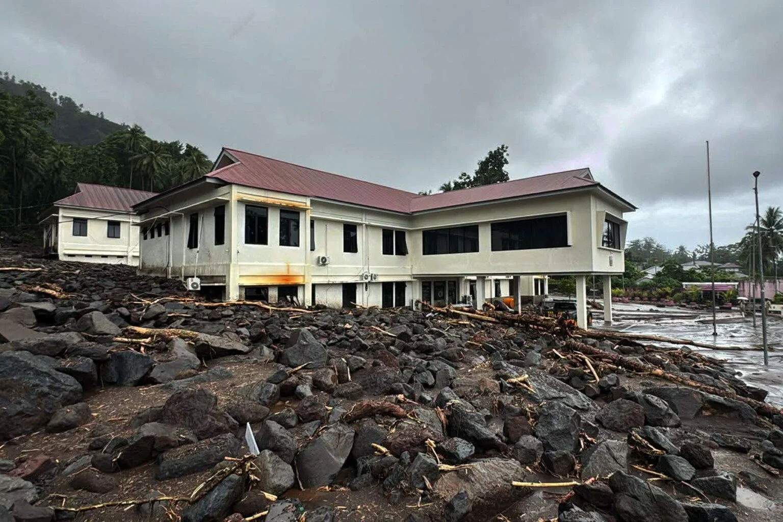 Maruarar Sirait: Dari Sengketa Tanah Abang hingga Renovasi Rumah Banjir di Sitaro, Politik yang Mengguncang Nasional