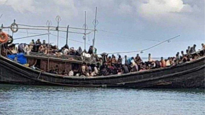 Tragedi Kapal Rohingya di Laut Andaman: 250 Penumpang Hilang, Sembilan Diselamatkan