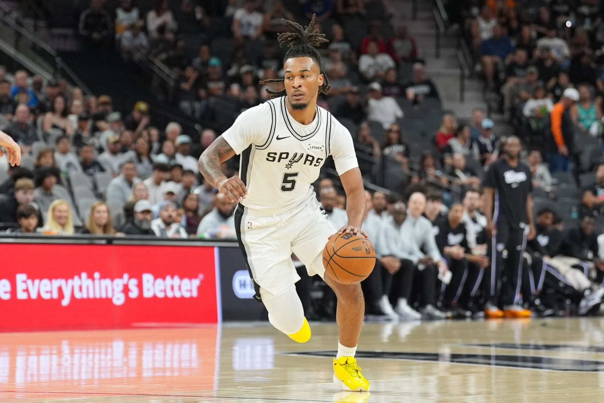 5 Fakta Stephon Castle yang Bikin Netizen Terkesima