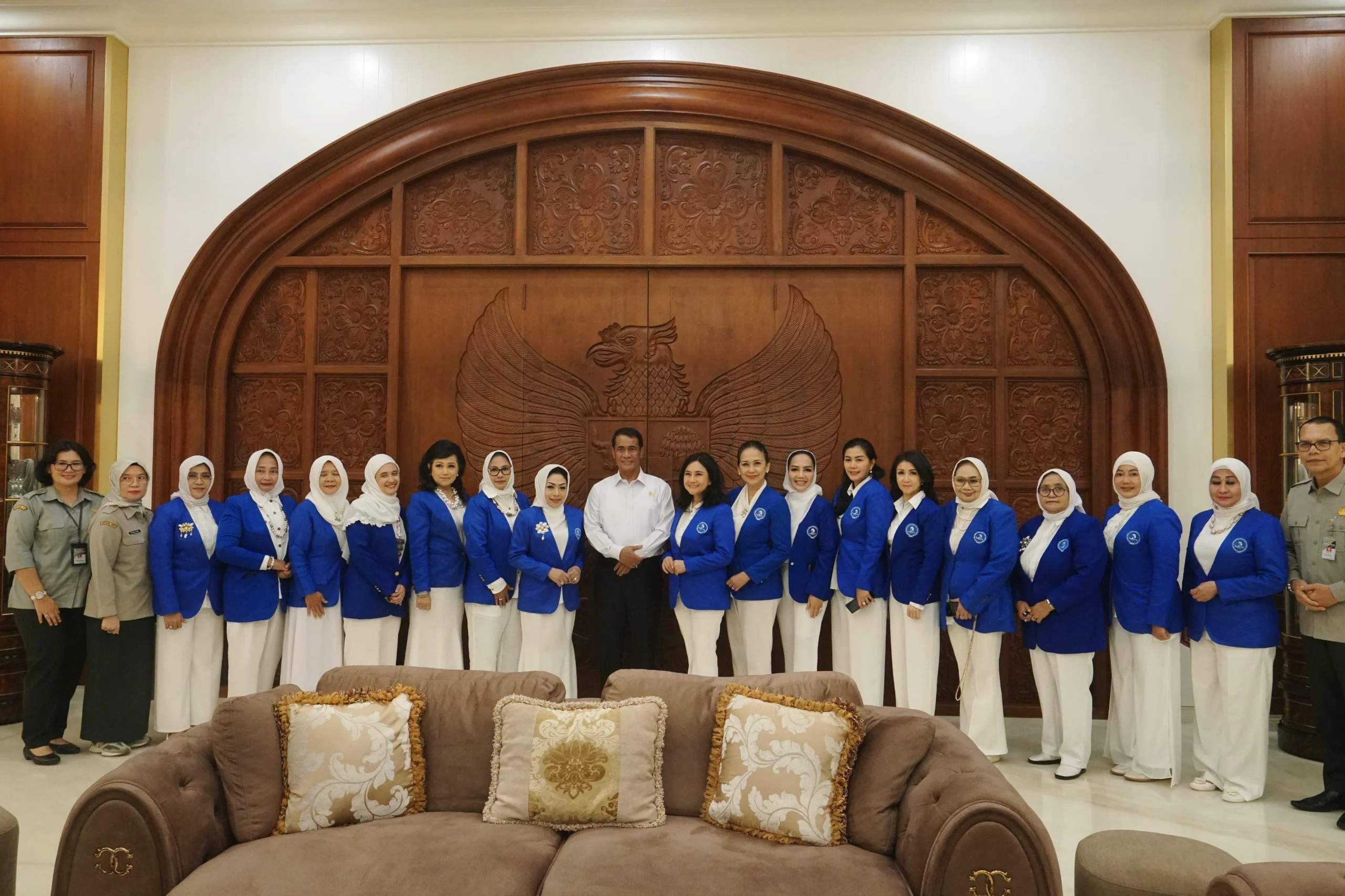 7 Strategi Ampuh Cegah Penipuan Daring: Perempuan Jadi Garda Depan Ketahanan Digital