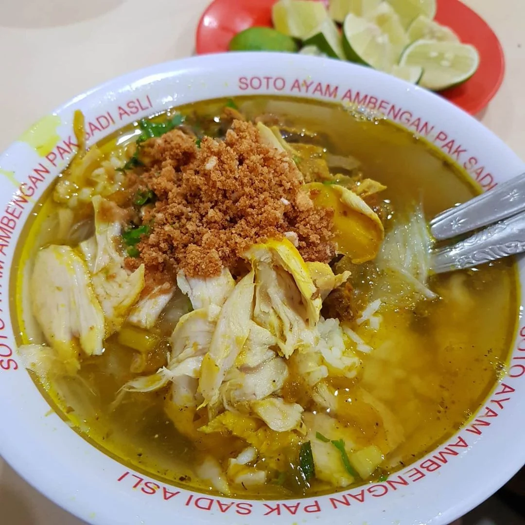 8 Rekomendasi Soto Ayam Ambengan di Surabaya, Enak dan Selalu Ramai