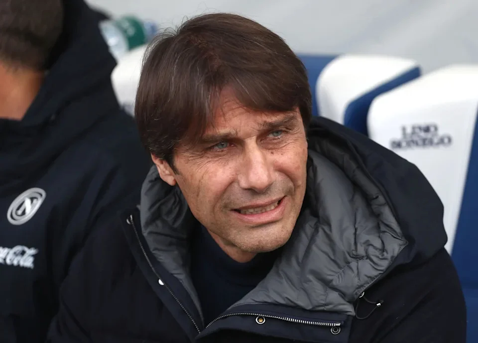 Antonio Conte Siap Tinggalkan Napoli, 5 Fakta Menarik tentang Pelatih Berpengalaman Ini