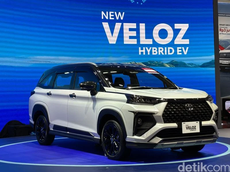 BYD M6 DM vs Toyota Veloz Hybrid: Adu MPV Elektrifikasi Sejuta Umat dengan Harga Mulai Rp 310 Juta!