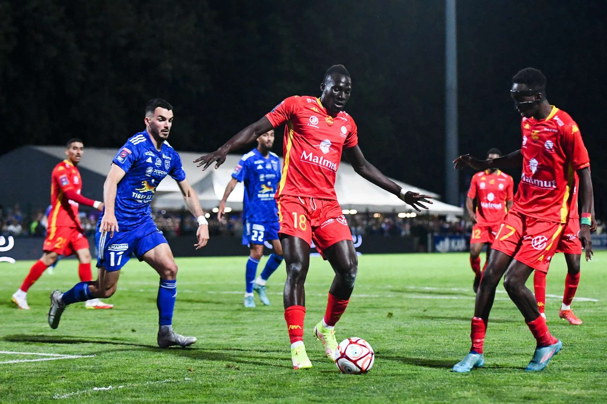 Fc Rouen Lawan Laval di Barrage Aller D'Accession Ligue 2: Pertarungan Sengit 1-1