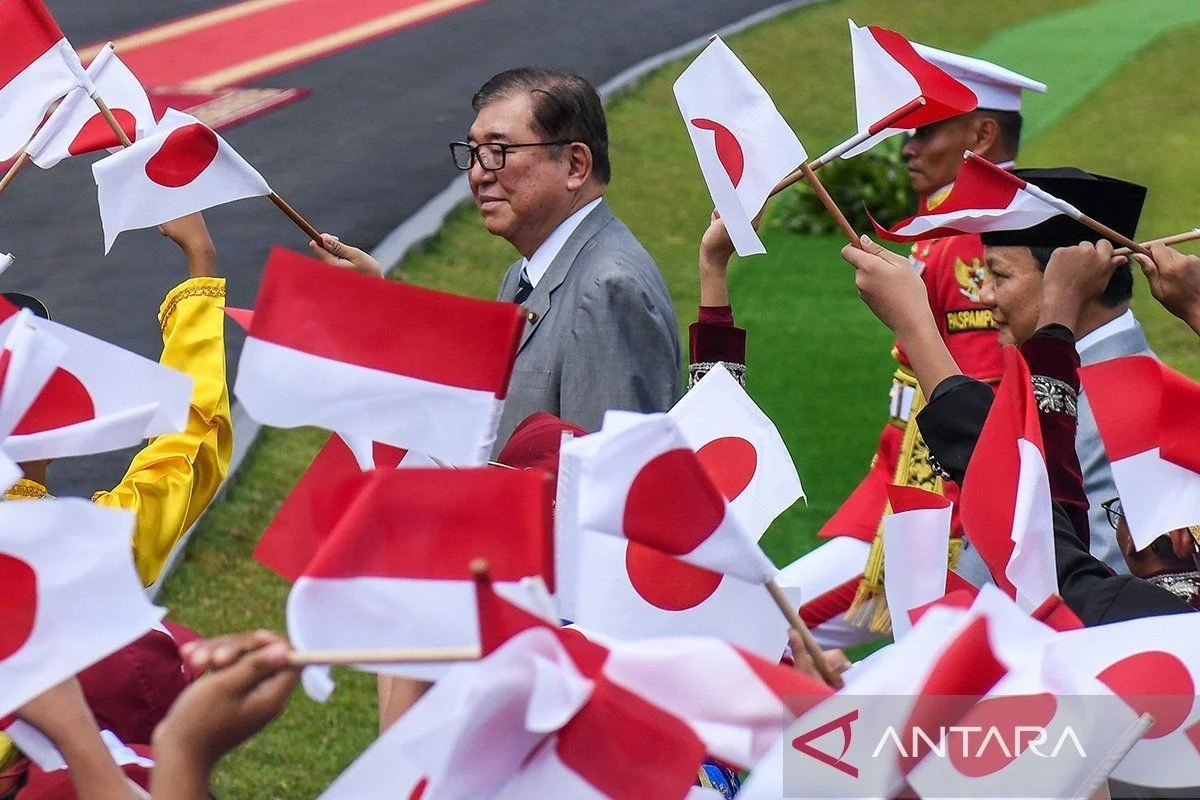 5 Berita Terkini tentang Jepang 2026: Dari Pertahanan Hingga Selebriti