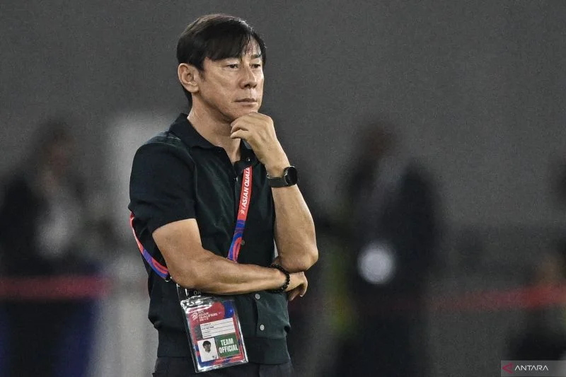 5 Pelatih Sepakbola Terbaru 2026: Shin Tae-yong, Jesse Marsch, dan Julen Lopetegui