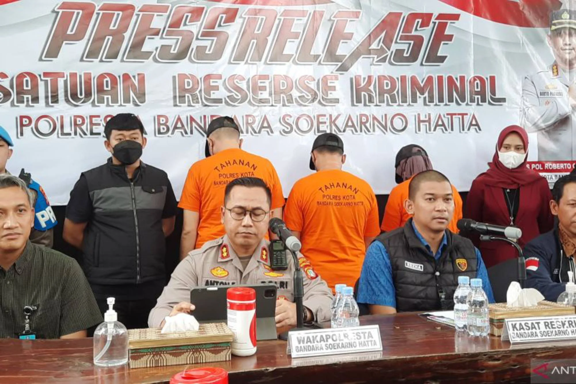 63 Orang Ditangkap, 1,4 Juta Akun Diblokir: Kolaborasi Teknologi-Penegak Hukum Bongkar Sindikat Scam Asia