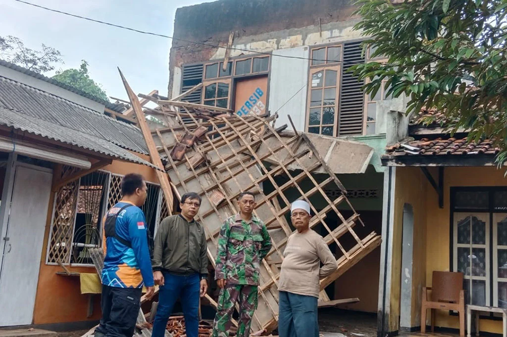 Gempa M 6.7 di Sigi: 29 Warga Terluka, Puluhan Rumah dan Rumah Ibadah Terdampak