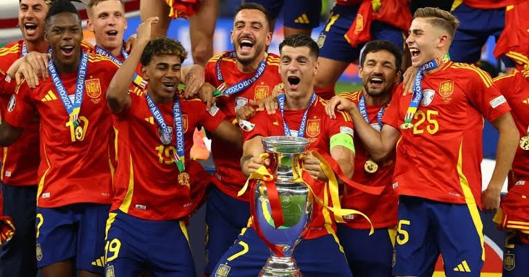 Yeremy Pino Bergabung dengan Seleksi Sepak Bola Spanyol sebagai Juara Eropa untuk Persiapan Piala Dunia 2026