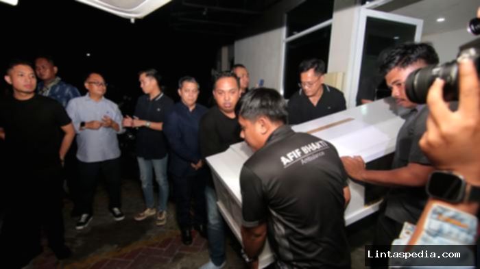 Tangis pecah di ibadah penghiburan Troy Pantouw, anak dan rekan OIKN beri penghormatan terakhir