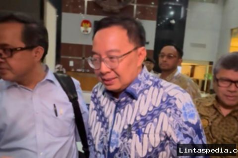 Anggota BPK Bobby Rizaldi diperiksa KPK di Gedung Merah Putih terkait dugaan suap audit Muara Enim