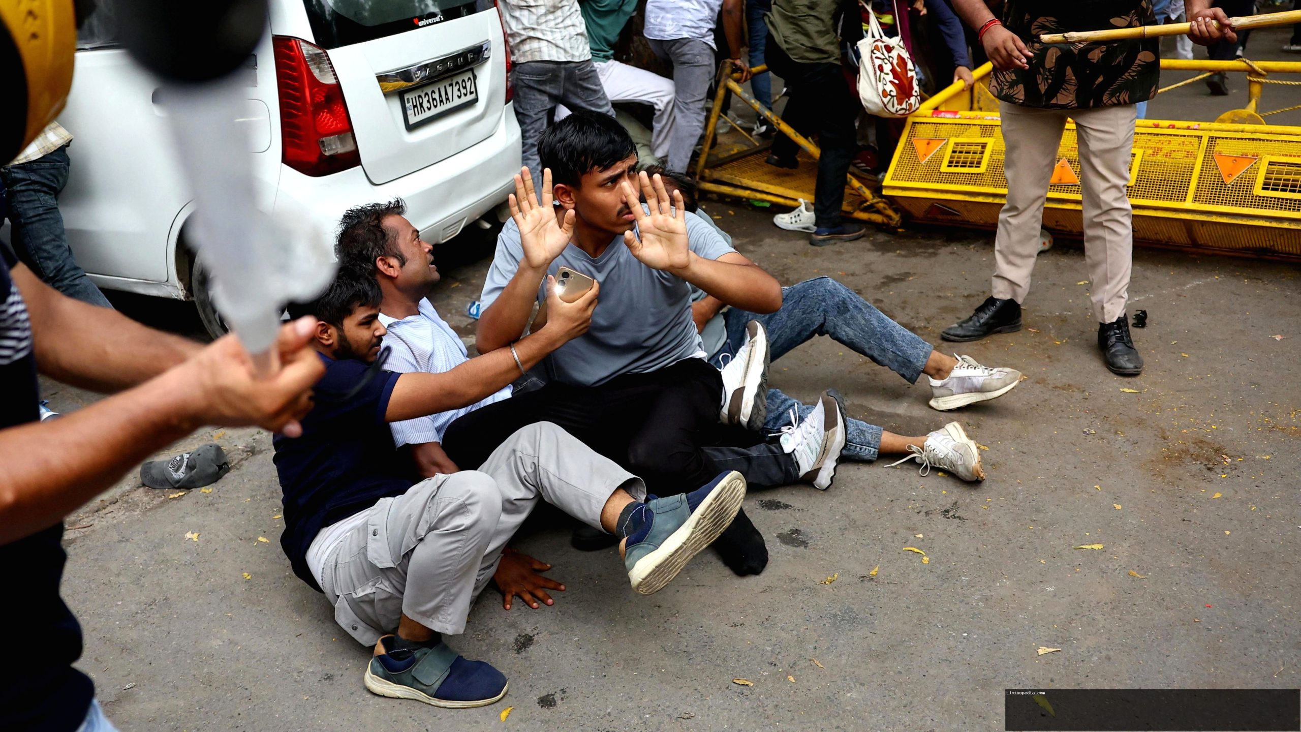 Protes soal kinerja pemerintah dan sistem pendidikan, ribuan Gen Z di India demo dipimpin Partai Kecoak