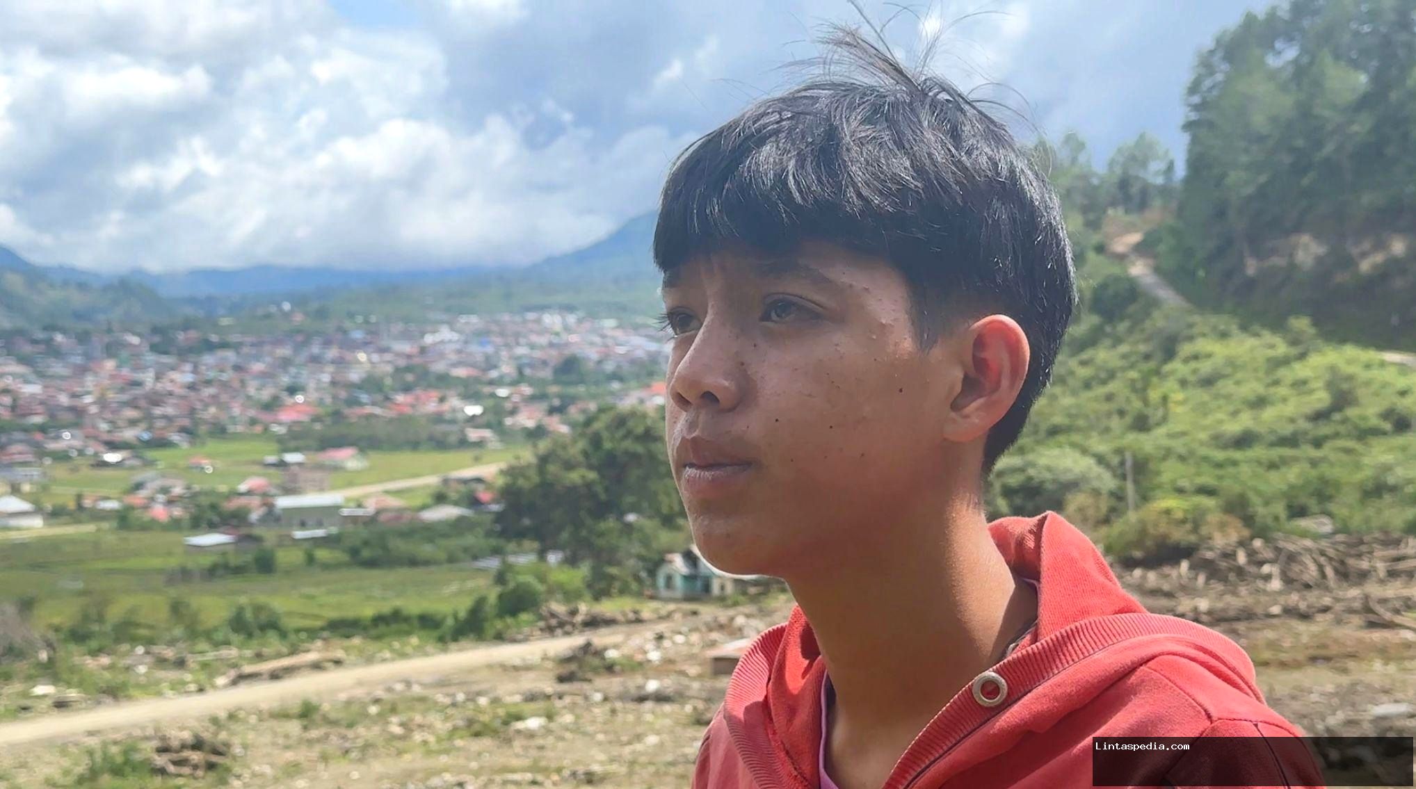 ‘Kami mencari-cari, namun hasilnya nihil’ – Ratusan makam tertimbun longsor di Aceh Tengah, warga berjuang mencari pusara keluarga