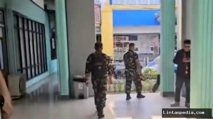 Tim Investigasi TNI Usut Penyebab Ledakan Gudang Amunisi di Madiun