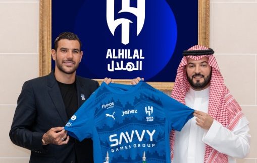Theo Hernandez Buka Peluang Kembali ke Italia dari Arab Saudi