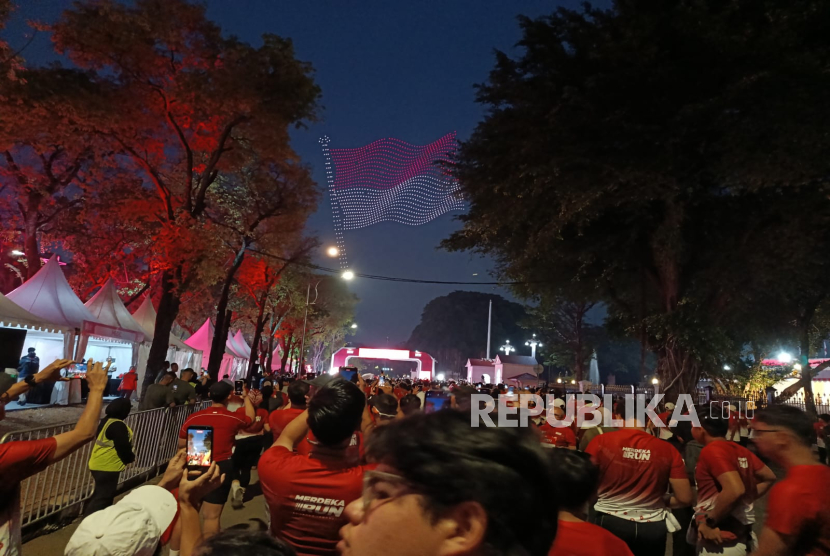 Tiga menteri melepas 12 ribu peserta Merdeka Run 2026 di depan Istana Merdeka, Jakarta.