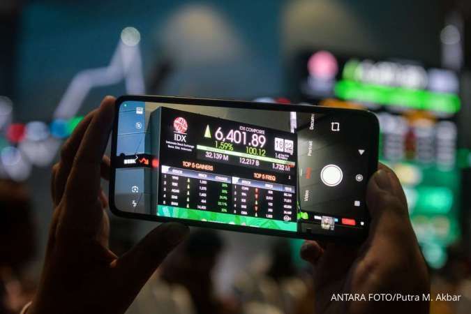 Grafik pergerakan IHSG menguat ke 6.535,2 pada sesi pagi 24 Agustus 2026