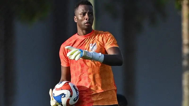 Kadu Monteiro, kiper Borneo FC, berbicara usai drawing AFC Challenge League 2026/2027 di Jakarta.